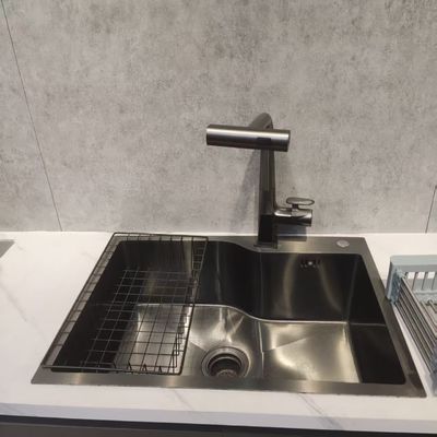 品質  Handmade 15° Slope Diversion Stainless Steel Kitchen Sink with 304/316 Food Grade Material 工場
