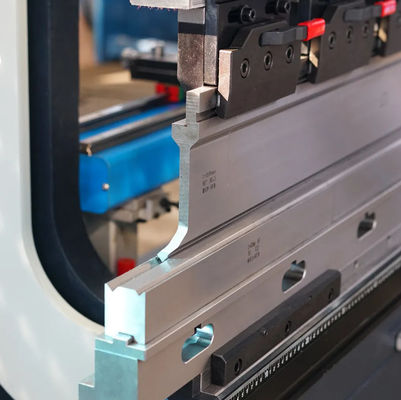 オートステンレス鋼 CNC 水力屈曲機 キッチンシンクのための金属折りたたみ