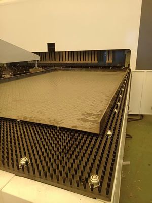 1.8m 圧力 腕 タイプ 折り センター 機械 オートマティック シート メタル 折り 機械
