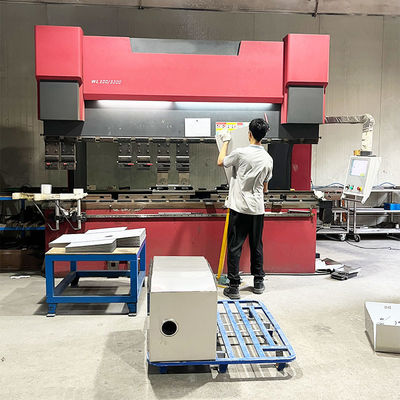 効率的 精密 63T 頑丈 耐久性 ステンレス スチール シート 金属 折りたたみ 機械