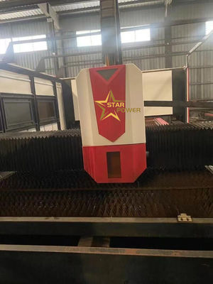 大型高功率 3KW 精密型CNC金属シートレーザー切削機