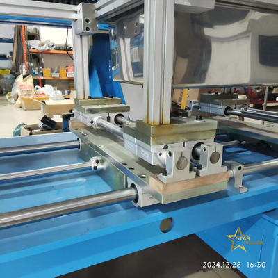 高度技術 キッチンシンク盆製造機械 CNC 表面溶接機械