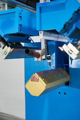 CNC 2軸 コーナーR溶接機 ステンレスシンク用 R5-R15mm調整可能、1シフトあたり80～100個のシンク