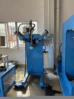 食用品の準拠性とキッチンシンクのための精密なラウンドリングと窒素シールドコーナーローディング溶接機